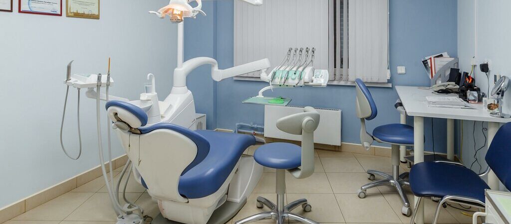 Dental Tourism Abroad- Top 5 COVID-19 Considerations for Patients